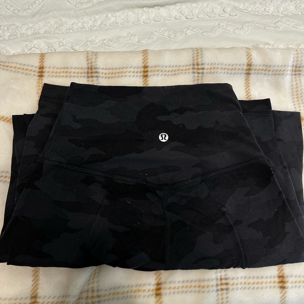 Lululemon Black Camo Leggings